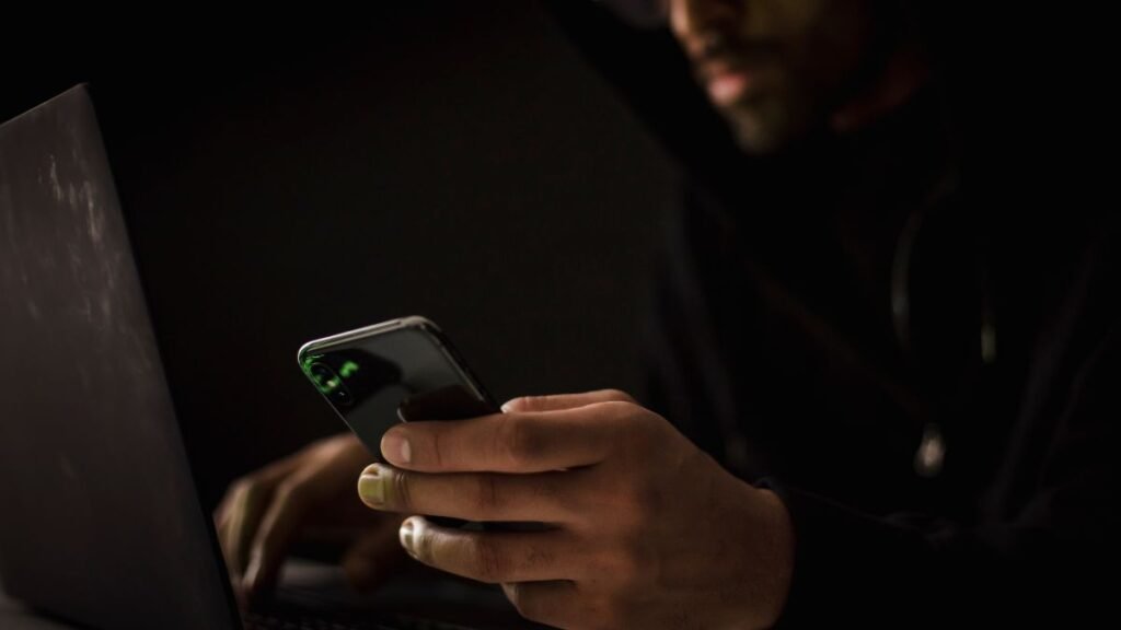 whatsapp clonado como saber